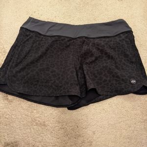 Senita athletics shorts